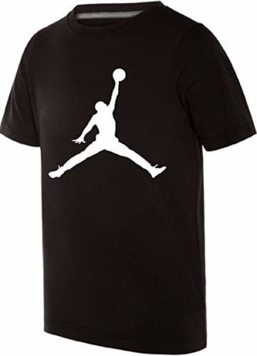 T-Shirt nera o  bianca unisex MICHAEL JORDAN BASKETBALL - The Bulls NBA maglia